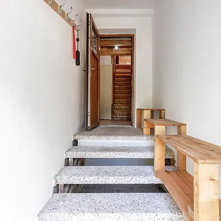 Soukroma S Vnitrnim Bazenem Landhuis